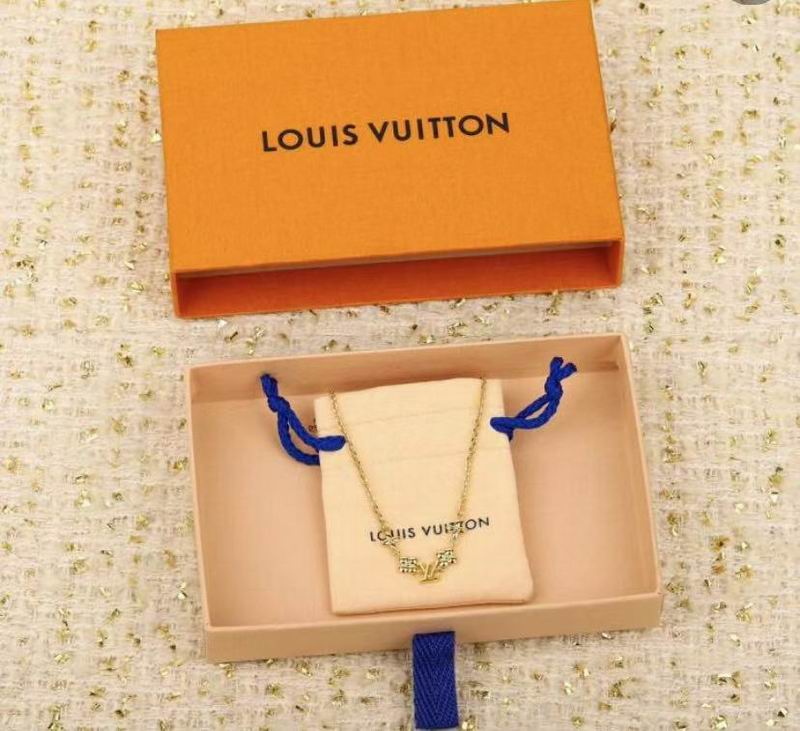 LV Necklace 01yxx290